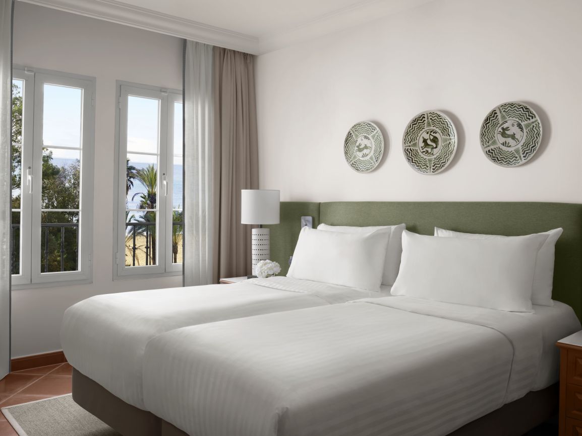 Guest Bedroom, Garden View